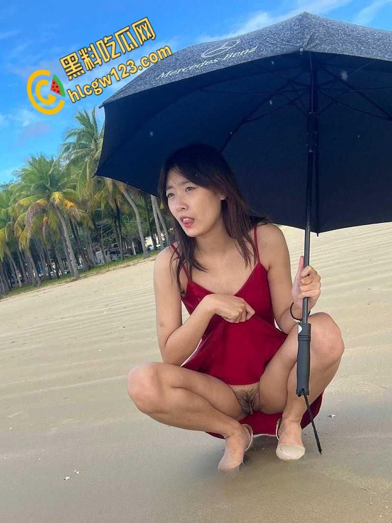 东北红裙女友出门旅行，寂寞黑丝高跟户外露出，车震口交爽翻男友！  第4张