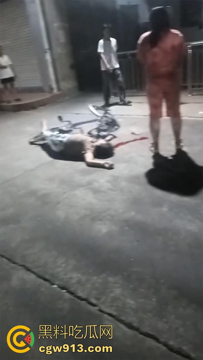 鬼火少年彻底慌了，广西精神小伙骑9号改装电摩撞死老人，不赔钱就得蹲十来年，眼见的彻底懵了！  第5张