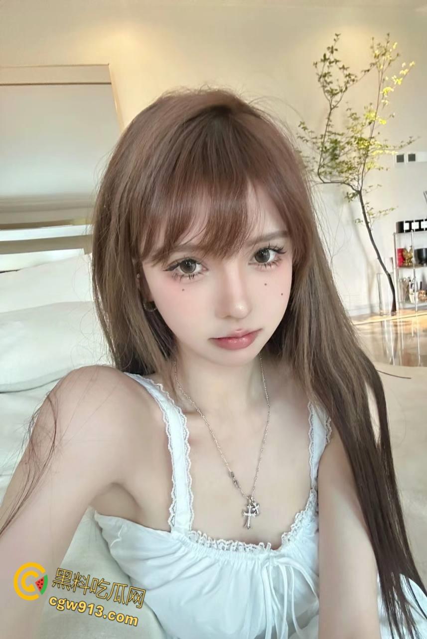 妹妹姨妈期饥渴难耐,骗哥哥大姨妈走了,豹纹高跟鞋大长腿主动骑乘,无套后入内射骚穴! 第3张 妹妹姨妈期饥渴难耐,骗哥哥大姨妈走了,豹纹高跟鞋大长腿主动骑乘,无套后入内射骚穴! 第3张