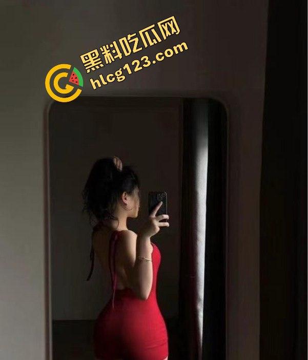 抖音小网红『甲辰年三月十四』惊现激情开房视频，榜一大哥电动小马达式抽插！  第4张