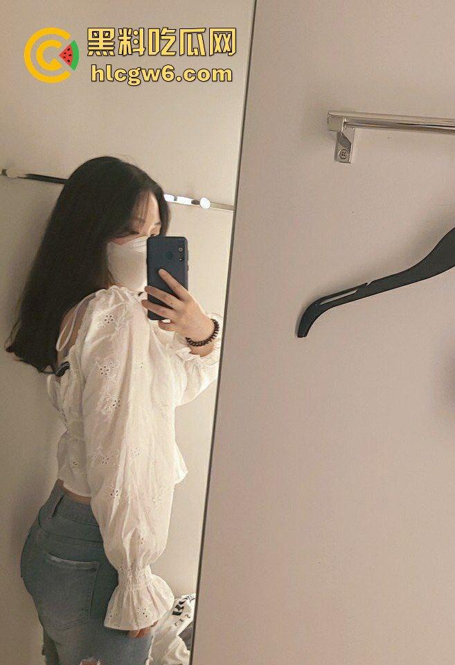 韩国留学生调教高颜值棒子人妻【朴秀英】白天端庄高贵装正经,晚上脱光跪地舔棒狂浪求操,被干到骚水乱飙! 第3张 韩国留学生调教高颜值棒子人妻【朴秀英】白天端庄高贵装正经,晚上脱光跪地舔棒狂浪求操,被干到骚水乱飙! 第3张