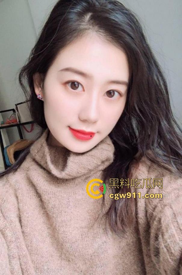 秦皇岛极品人妻少妇【魏文捷】情趣内衣诱惑情人爸爸,主动后入骑乘榨精,欲求不满的性瘾者,被调教成小母狗! 第2张 秦皇岛极品人妻少妇【魏文捷】情趣内衣诱惑情人爸爸,主动后入骑乘榨精,欲求不满的性瘾者,被调教成小母狗! 第2张