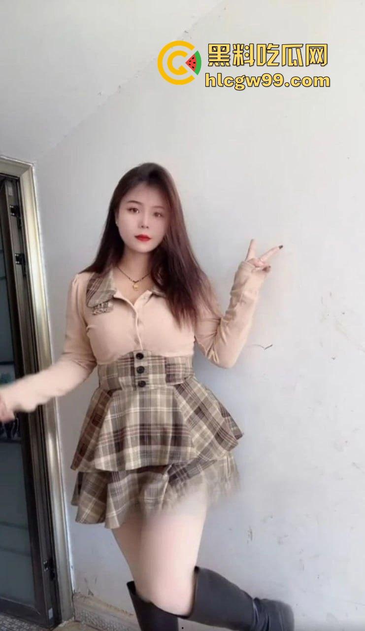 快手网红【小婊妹】明码标价200买自慰，2000线下一夜情，颜值平平还敢卖这么贵，真把自己当金逼了？  第8张