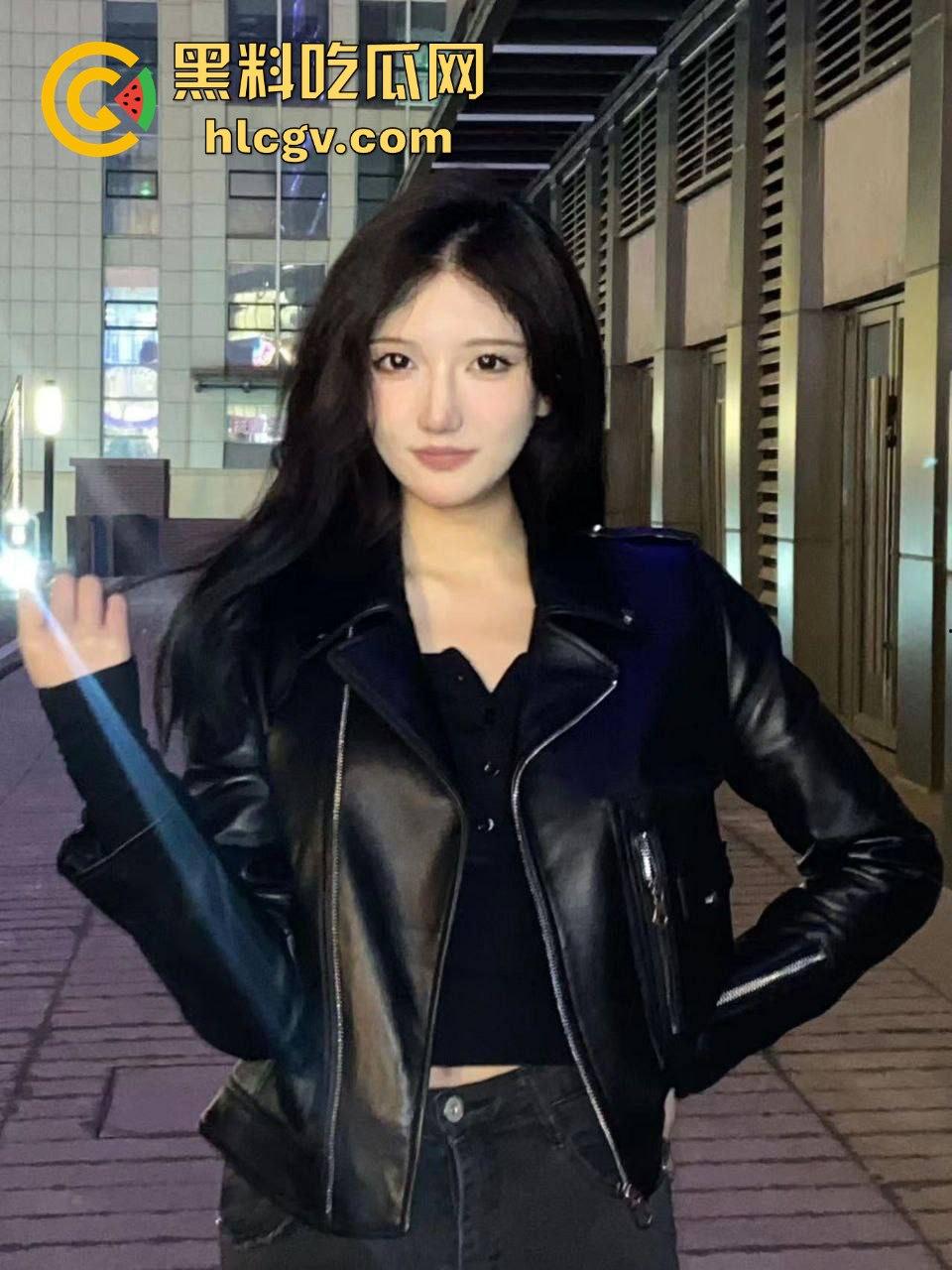 高颜值御姐【欧阳苏媛】云盘不雅视频流出！吃鸡姿势骚到爆，网友：想不到表面清纯内里这么野！  第2张