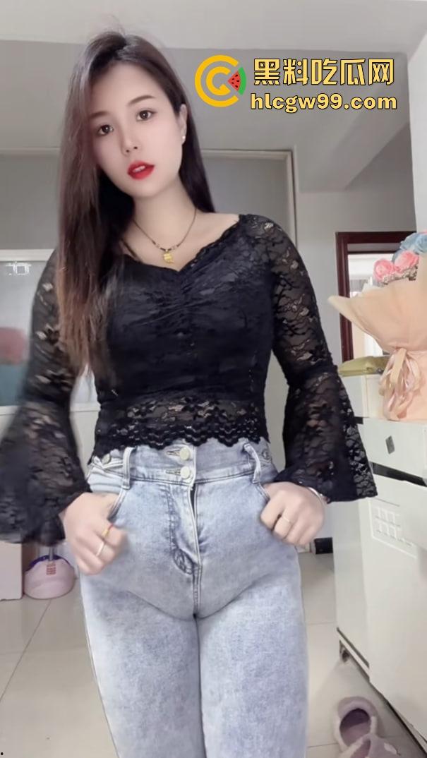 快手网红【小婊妹】明码标价200买自慰，2000线下一夜情，颜值平平还敢卖这么贵，真把自己当金逼了？  第16张