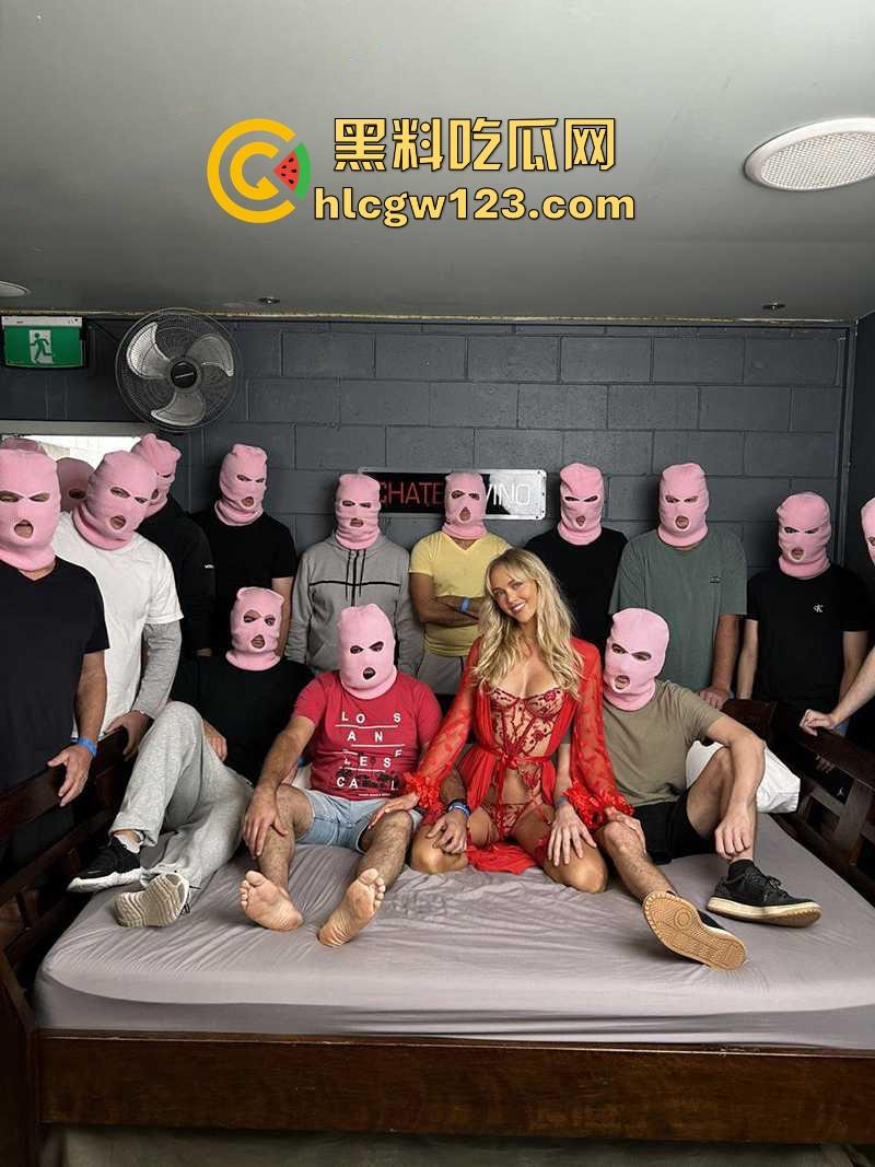 OF澳大利亚博主【安妮·奈特】发起大规模性挑战 6小时内与583名男子激情做爱 最后因大出血而入院！  第11张