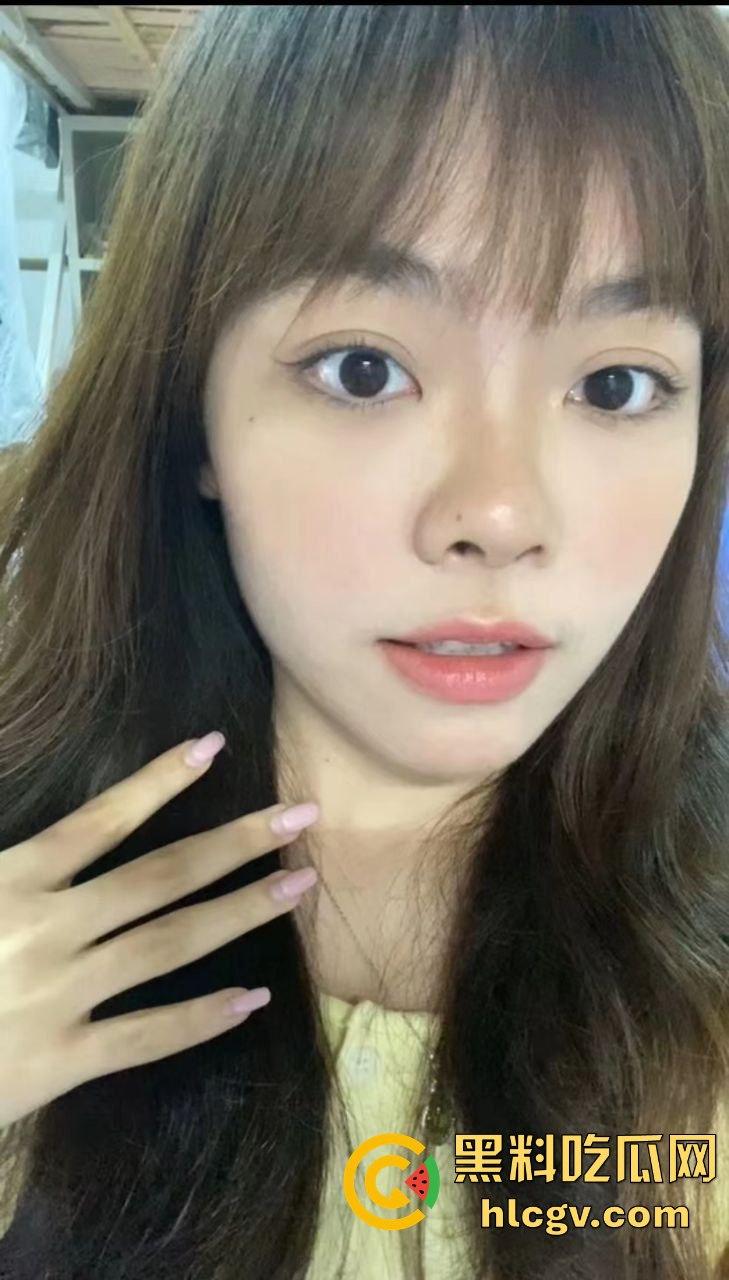 在一起三年却劈腿富二代!怒曝前女友【马晓雪】私密照!傍上富二代翻脸分手,曾穿女仆制服乖乖伺候! 第2张 在一起三年却劈腿富二代!怒曝前女友【马晓雪】私密照!傍上富二代翻脸分手,曾穿女仆制服乖乖伺候! 第2张