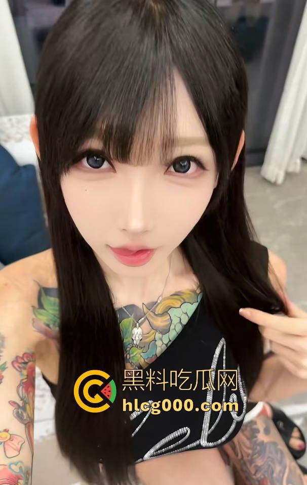 抖音符文战士【mo你别哭】高价福利视频流出，甜美外表下藏着惊人反差，高冷御姐跪舔展示绝顶口活性爱！  第2张