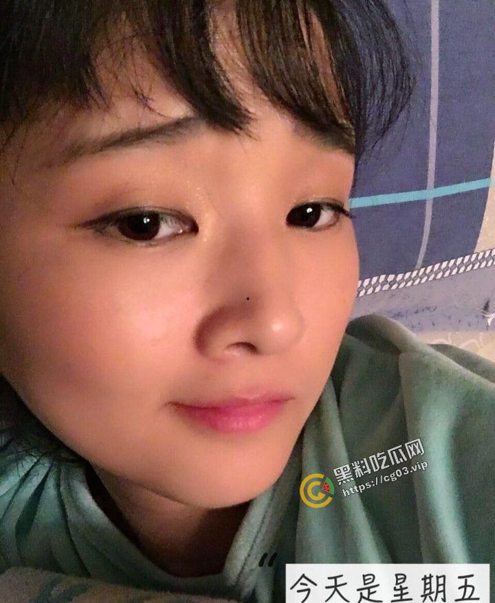 曝光！山西某电影院人事【李雪梅】婚内出轨男小三  还去聊骚男小四 情夫怒将其海量生活照 及裸照自慰视频流出 第4张