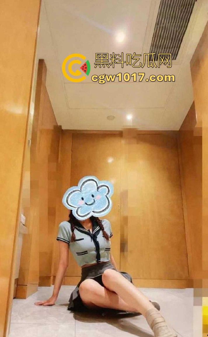 酒店幽会性感巨乳姐姐,房间里一跃化成JK女神,由被动变成主动也是一瞬间,无套内射花式做爱,爽翻了! 第1张 酒店幽会性感巨乳姐姐,房间里一跃化成JK女神,由被动变成主动也是一瞬间,无套内射花式做爱,爽翻了! 第1张