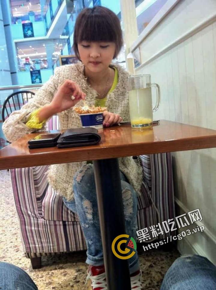 曝光！山西某电影院人事【李雪梅】婚内出轨男小三  还去聊骚男小四 情夫怒将其海量生活照 及裸照自慰视频流出 第7张