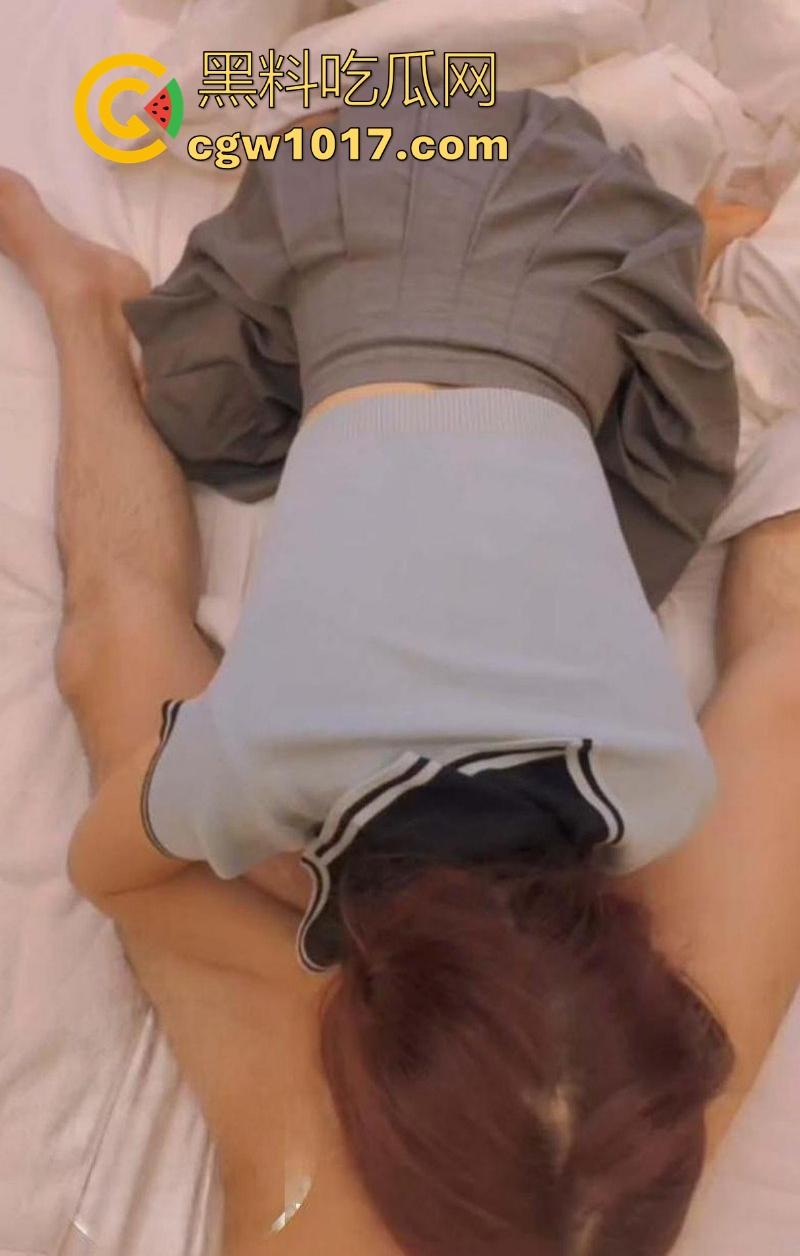 酒店幽会性感巨乳姐姐,房间里一跃化成JK女神,由被动变成主动也是一瞬间,无套内射花式做爱,爽翻了! 第7张 酒店幽会性感巨乳姐姐,房间里一跃化成JK女神,由被动变成主动也是一瞬间,无套内射花式做爱,爽翻了! 第7张