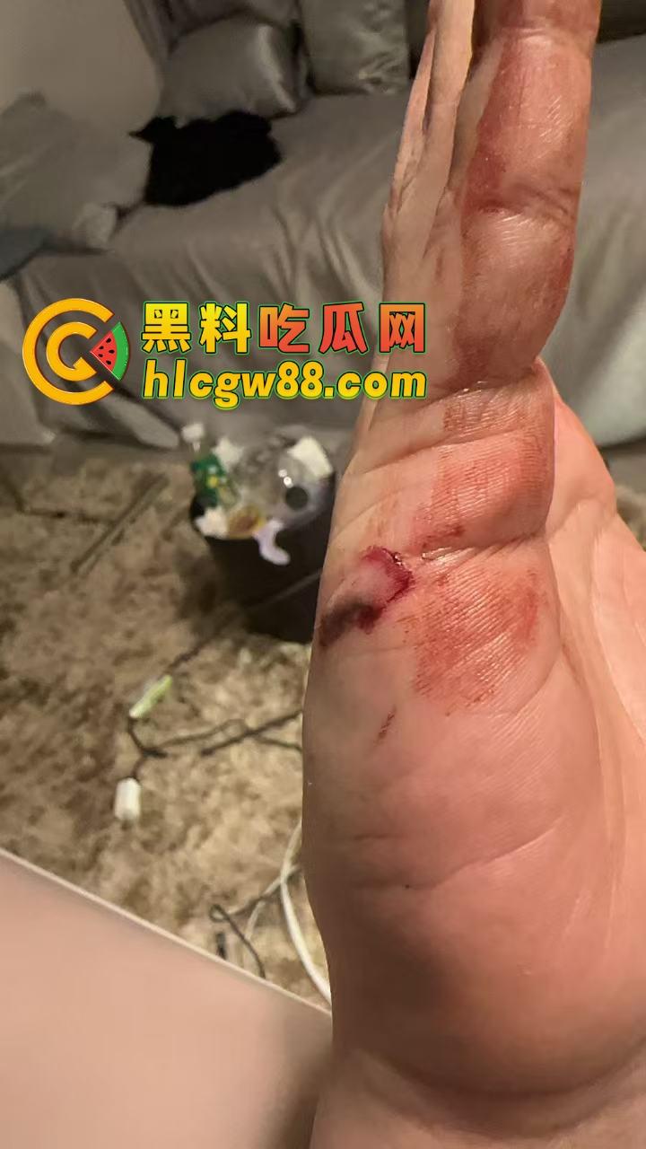 西安故事会『 孔祥奥』吸毒操逼大爆料，白富美皮气奴芯，几罐气就张腿让人干烂，去泰国玩当着警察的面还在吸！  第25张