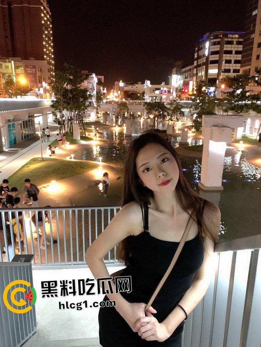 瓜友投稿！风骚女友超骚浪叫 捏下奶子就洪水泛滥 清纯的眼神大大的性欲  第3张