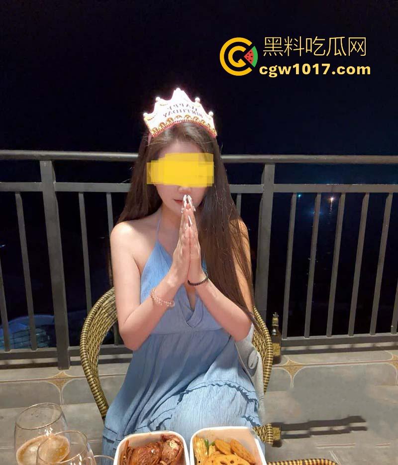 口交新玩法!可乐加跳跳糖,一口可乐一口跳跳糖再加一口鸡巴,解锁新玩法直接效果爆炸,骚货嫂子怎么什么都会啊! 第3张 口交新玩法!可乐加跳跳糖,一口可乐一口跳跳糖再加一口鸡巴,解锁新玩法直接效果爆炸,骚货嫂子怎么什么都会啊! 第3张