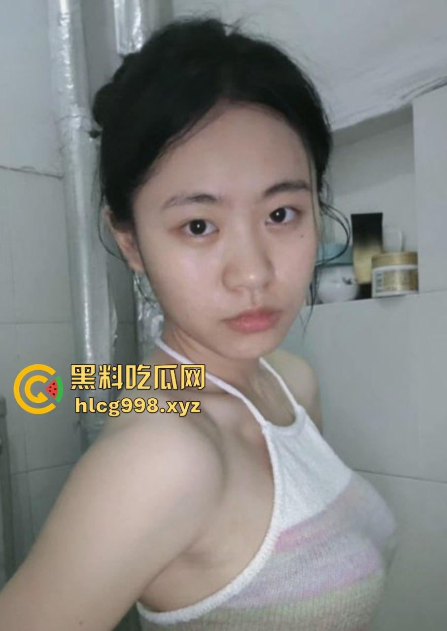 南宁师范学院清纯女神【赵一帆】堕落！在金主调教下变身反差母狗，深喉口交堪比技师！  第2张