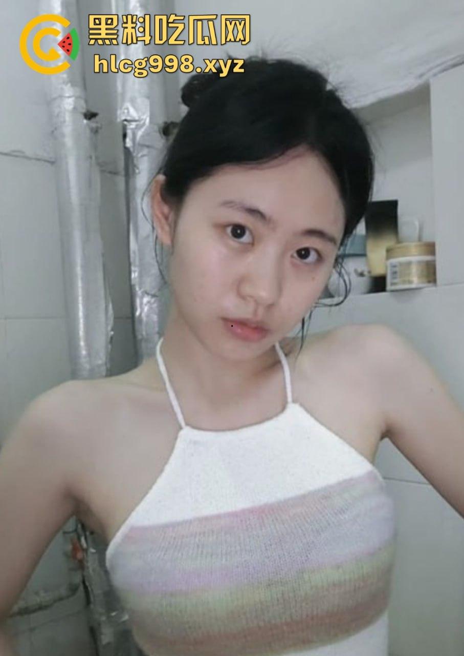 南宁师范学院清纯女神【赵一帆】堕落！在金主调教下变身反差母狗，深喉口交堪比技师！  第5张