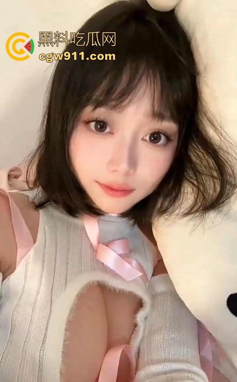 高颜值白虎福利姬【露娜酱】自慰福利视频曝光,美乳挺翘翘臀圆润,对着白虎穴一插到底,蜜汁喷涌简直爱了! 第3张 高颜值白虎福利姬【露娜酱】自慰福利视频曝光,美乳挺翘翘臀圆润,对着白虎穴一插到底,蜜汁喷涌简直爱了! 第3张