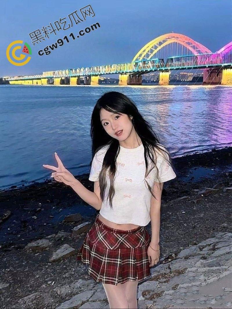 甘肃纯美校花陈美娇沦为金主玩物：3P调教、群交性虐，金钱能扭曲人生，蜕变为性感肉便器  第1张