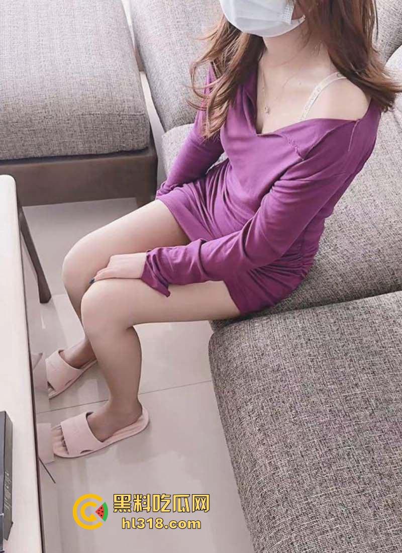 忽悠嫂子拍自慰视频赚钱还债，顶级炮架身材摸奶扣穴跳蛋道具自慰，每一帧都是精品！  第2张