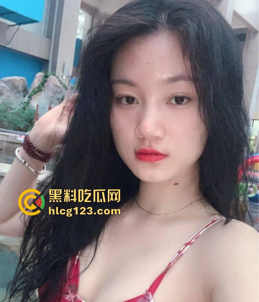 广州李平珊疯狂后入战情夫,肥臀高翘不止,叫声太撩人,白嫩肌肤欲罢不能! 第2张 广州李平珊疯狂后入战情夫,肥臀高翘不止,叫声太撩人,白嫩肌肤欲罢不能! 第2张