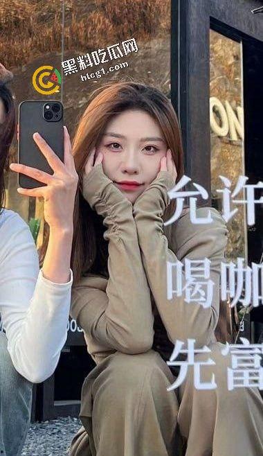 四川师范学院 女大学生『李欣颖』与炮友酒吧厕所口交 回酒店多体位爆操 性爱视频流出  第2张