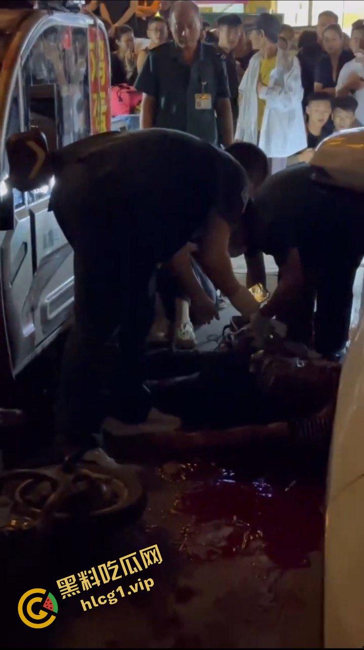 山东潍坊高密砍人事件！因夜市摊位起争执 一言不合一刀封喉！血腥慎点！  第11张