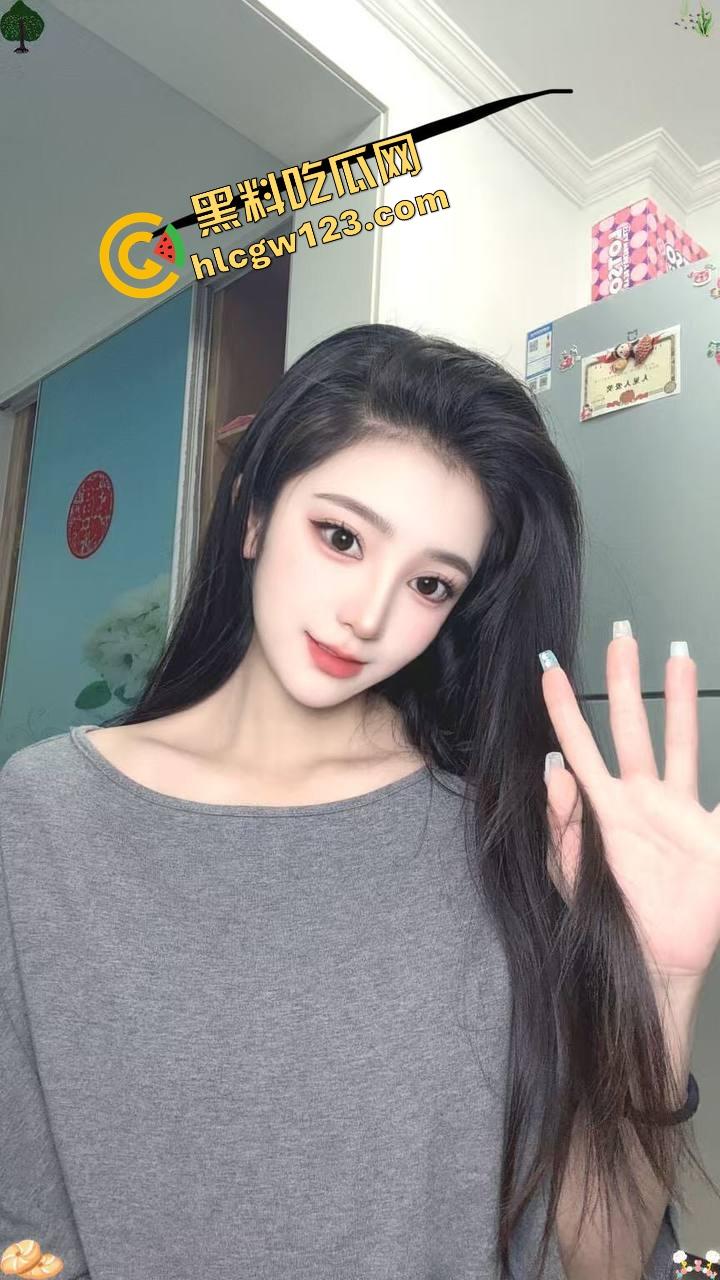 苏州车友群极品骚女【张玖欣】口交爆操，当场被当肉便器爆干，喉交啧啧响，淫叫刺耳舔到男主差点断气！  第2张