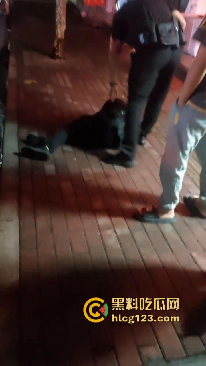 胆肥！诸暨一民警出勤时被男子打倒抽搐 伤势严重  第7张