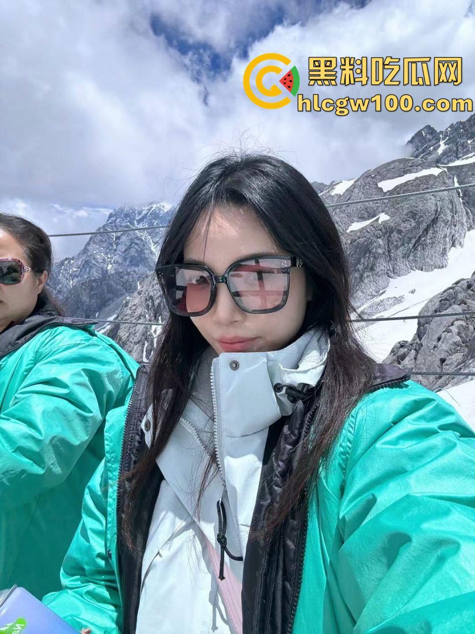 早年网黄高中生【艺芋圆】，高颜值极品身材二次元萝莉少女，公共场合玩刺激露出，退圈被扒  第5张