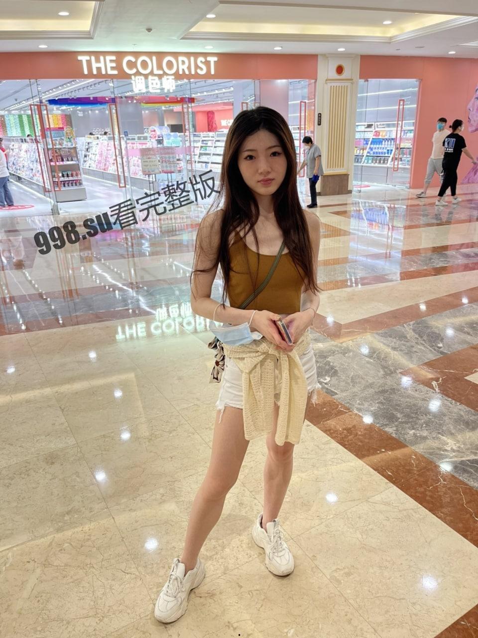 【反差女友】一个完全会自己动的小女友  第1张