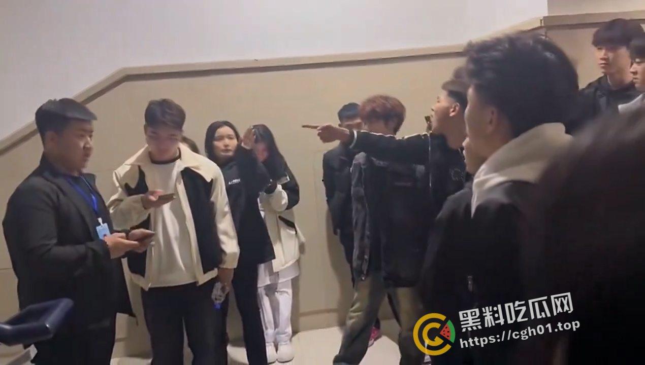 长春健康职业学院大瓜！学生们集体抗议学生会长期霸凌 这是黑社会啊 符合对大专东北银的客观印象  第5张