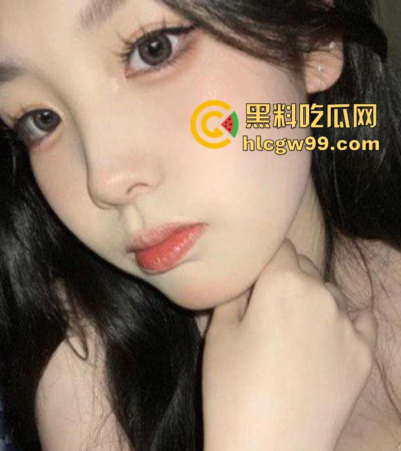 绿奴的自我救赎？绿帽大学生生日大礼亲手把女友送进别人的房间 在隔壁听她喊疼 ，绿毛龟的命运已无法更改！  第2张