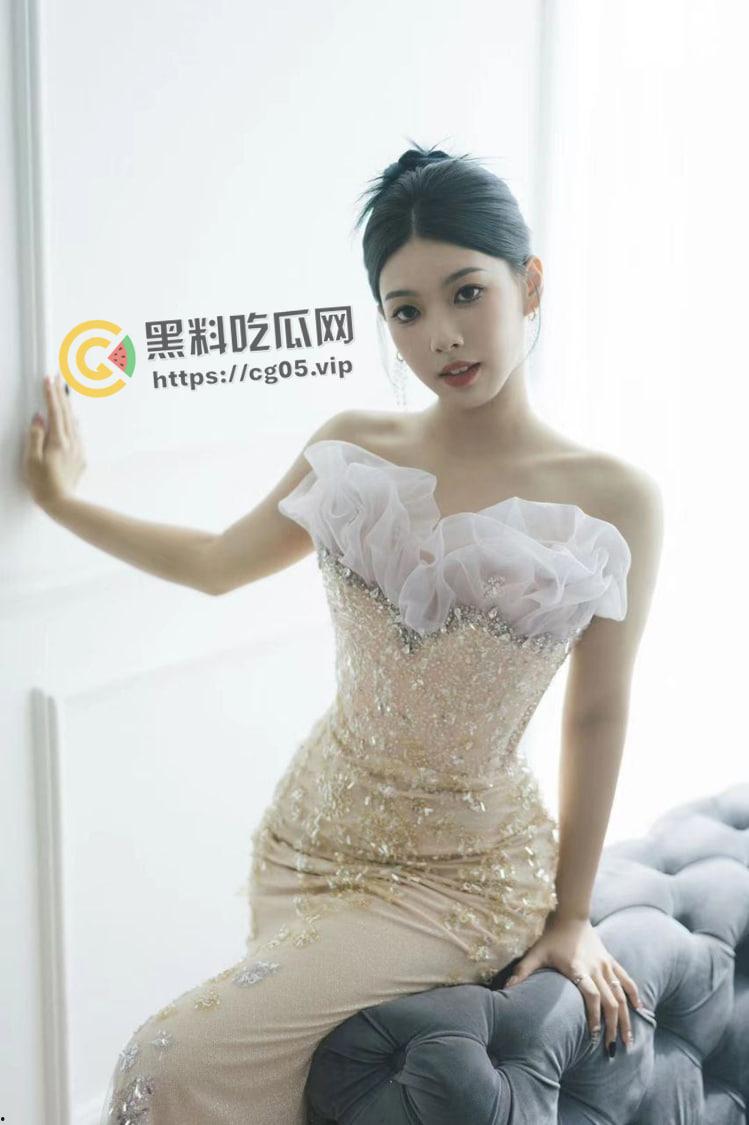 福建泉州大学生 张钰涵 音乐舞蹈学院肥臀母狗 欠操欠轮欠调教 最喜欢被狠狠扇屁股 私密视频被男友流出  第2张