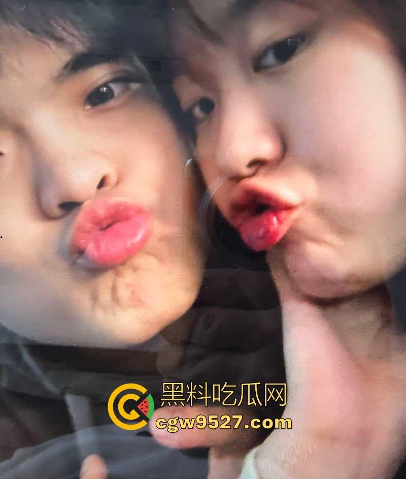 湖南师范学院00后【李小晴】做爱视频被男友曝光，巨乳翘臀画面露骨火辣，喜欢后入猛干淫水四溅！  第2张