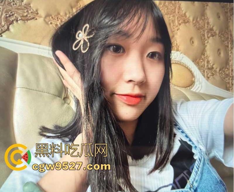 湖南师范学院00后【李小晴】做爱视频被男友曝光，巨乳翘臀画面露骨火辣，喜欢后入猛干淫水四溅！  第4张