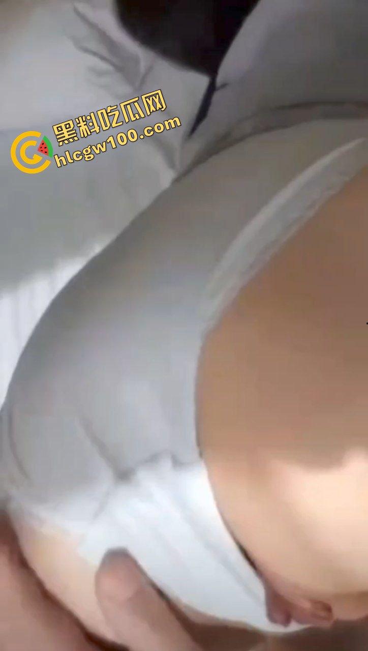 达州高级语文中学反差骚货眼镜妹『空灵』高考失利复读 压力大放假约炮大哥开房做爱！原创独家曝光流出！  第7张