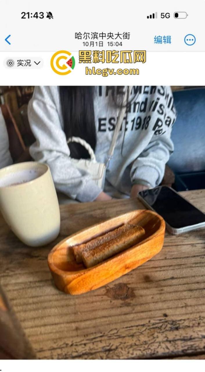 哈尔滨约炮大神 国庆节期间开房轮操数女 鸡巴都磨细了！  第3张