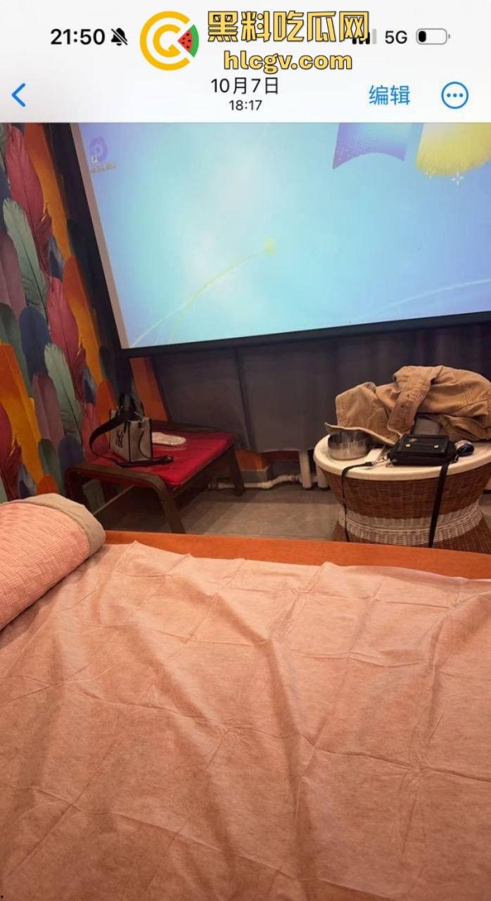 哈尔滨约炮大神 国庆节期间开房轮操数女 鸡巴都磨细了！  第21张