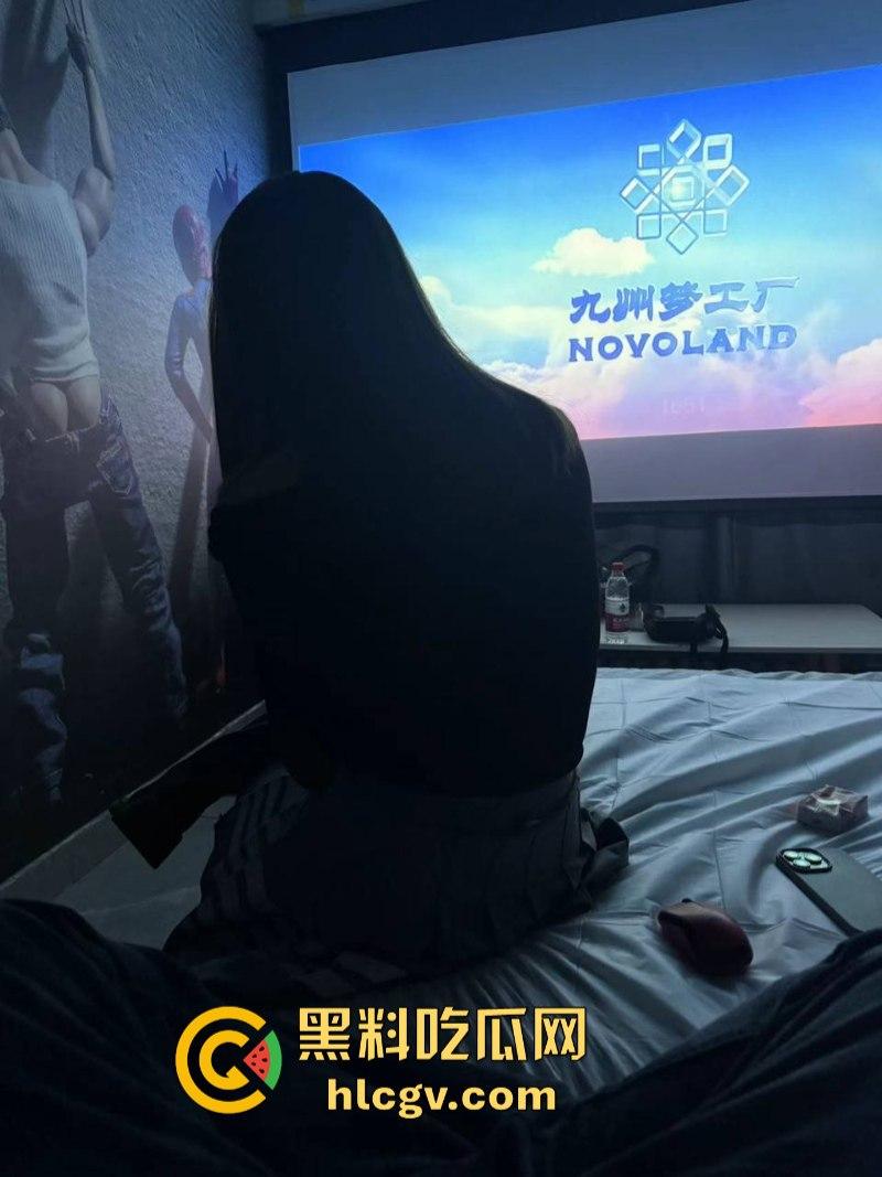 哈尔滨约炮大神 国庆节期间开房轮操数女 鸡巴都磨细了！  第32张