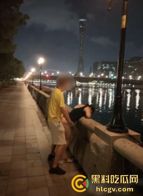 广州塔无套操B打卡骚操作！操B打卡猛如虎草到广州塔都黯然失色，兄弟化身提莫队长上岗随时喊撤！  第7张