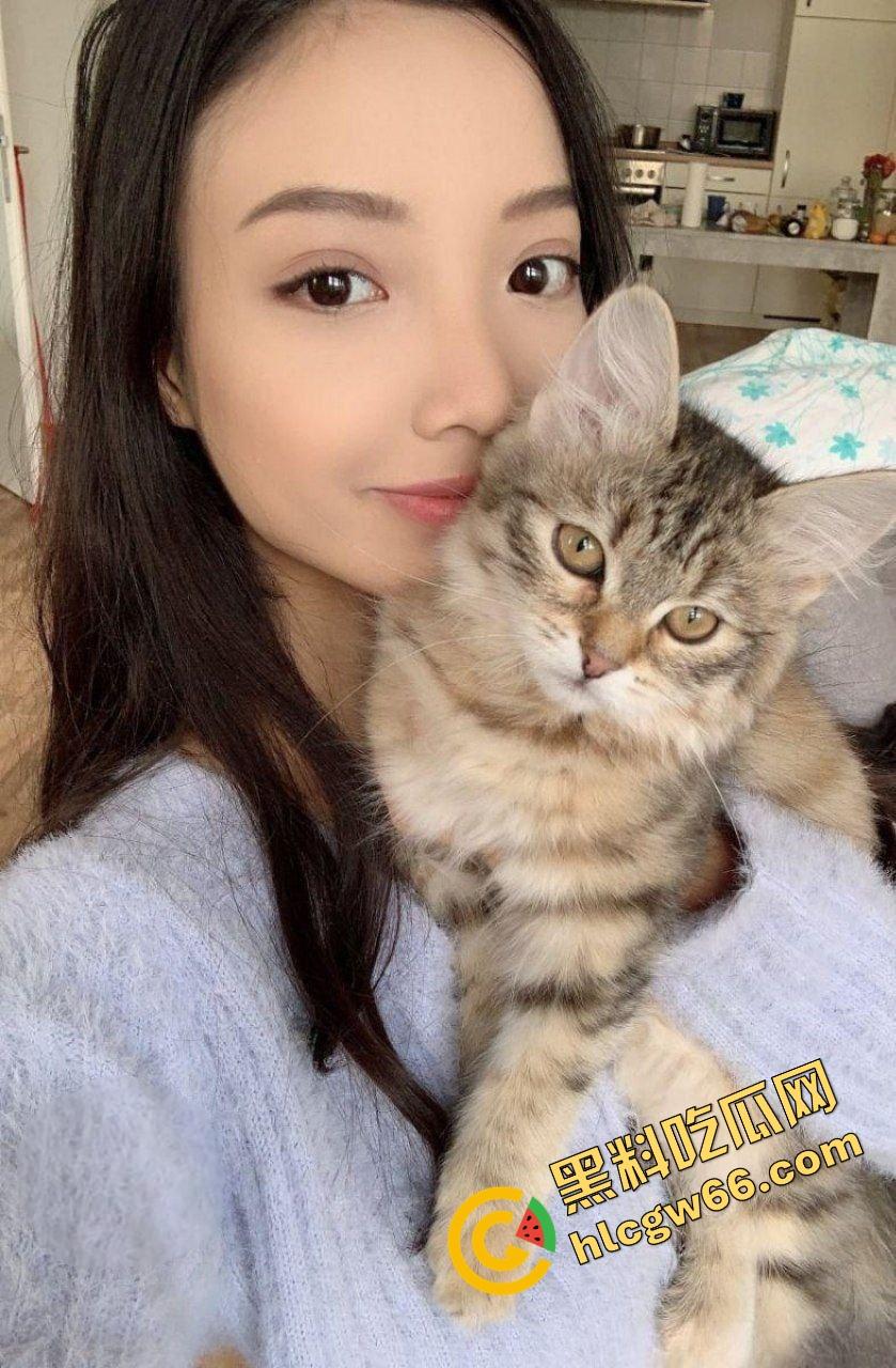 留学不学好，加拿大骚货【Alissajelly】粉嫩穴被玩喷水，一心想被洋屌捅穿子宫！  第1张