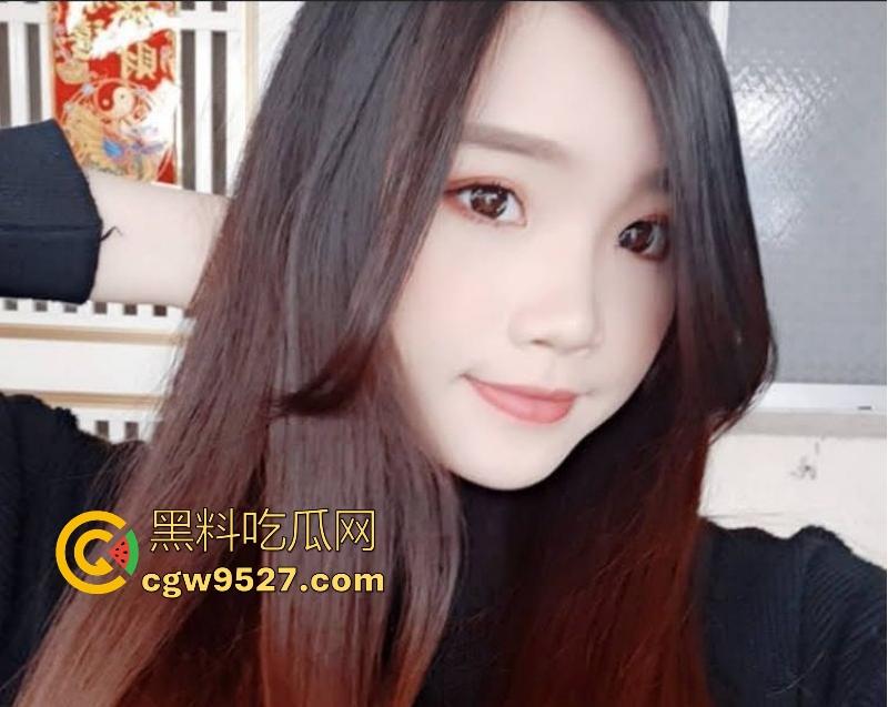 湖南师范大学【林晓莹】清纯D奶美女被男友无套爆操，主动撅臀后入，粉嫩馒头逼被操到红肿，私密视频曝光！  第1张