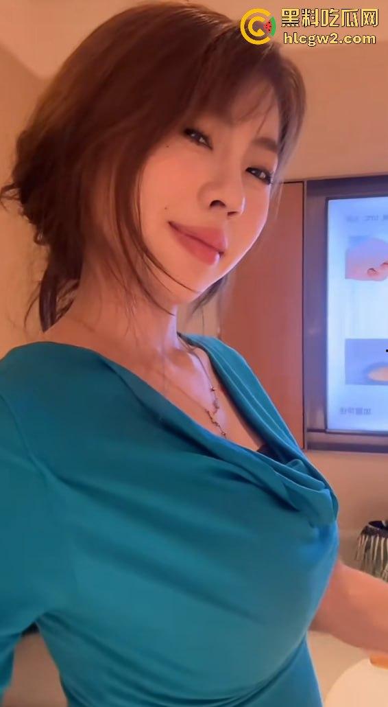 快手抖音网红【嫂子】被灌醉强上！视频流出，欲拒还迎的表情看得人撩人至极！独家爆料！  第7张