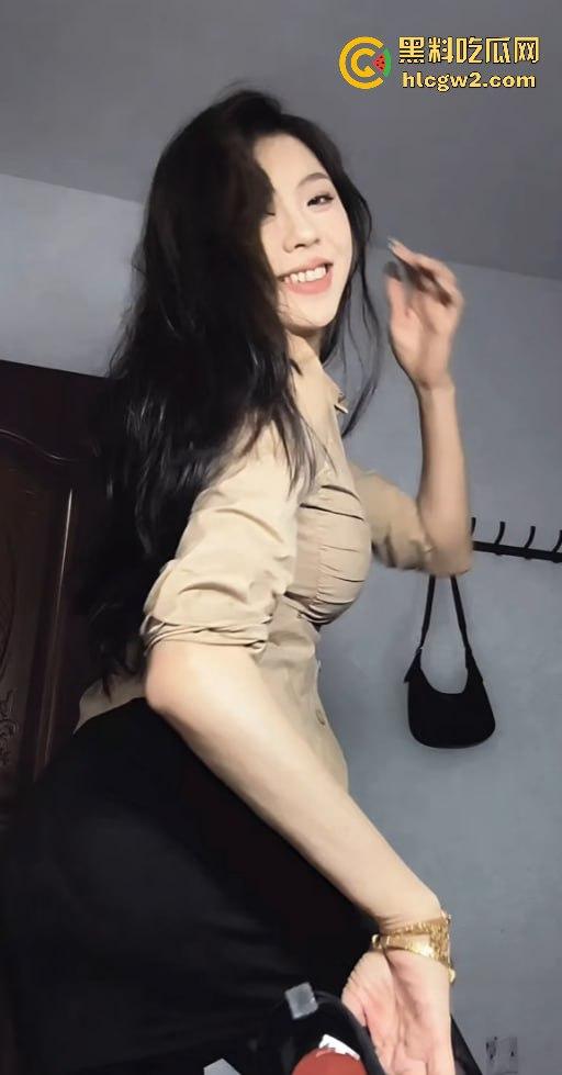 快手抖音网红【嫂子】被灌醉强上！视频流出，欲拒还迎的表情看得人撩人至极！独家爆料！  第18张