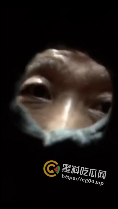 鸟洞！又在各地厕所复苏  属于男同的畸形浪漫 甚至还有不少中男人 生活所迫还是个性使然 第2张