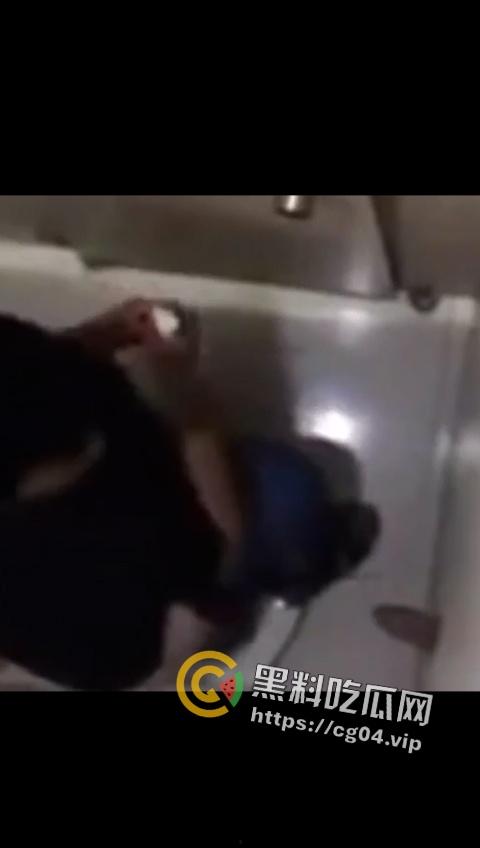 鸟洞！又在各地厕所复苏  属于男同的畸形浪漫 甚至还有不少中男人 生活所迫还是个性使然 第7张