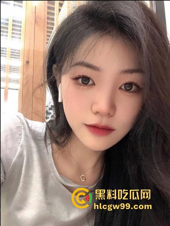 四川南充反差婊【李艺鑫 】被网调记录过程流出，母狗渴望爸爸大屌性虐，性欲大的天天约炮，M属性拉满！  第1张