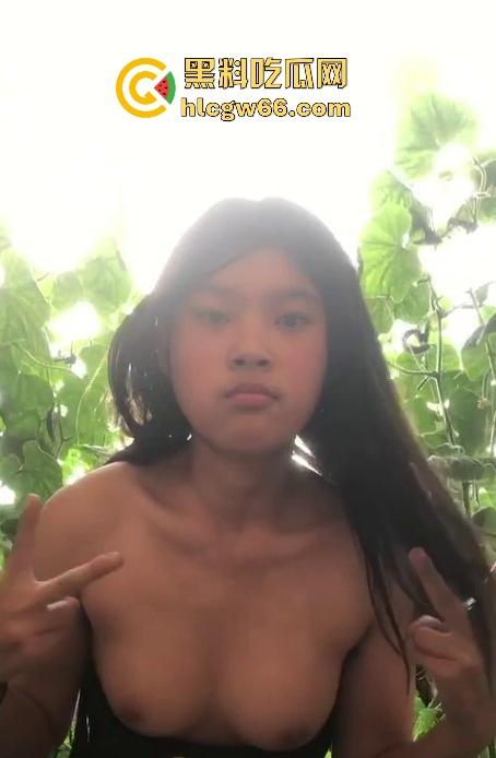 广西农村学生妹 付辛琳 遭金主远程调教 在自家菜地里惊险裸奔的视频被曝光 任务完成度很高！  第4张