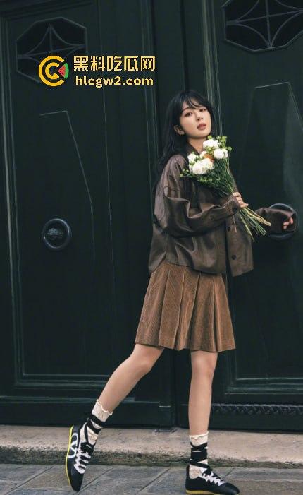 微博爆料家有儿女童星【杨紫】出轨密会栩栩华CEO【冯楚轩】 不是吧杨紫口味这么差的吗？黑料网独家爆料！  第31张